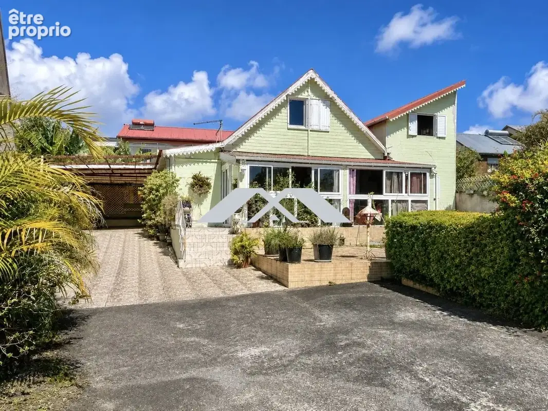 Maison à LA PLAINE-DES-PALMISTES