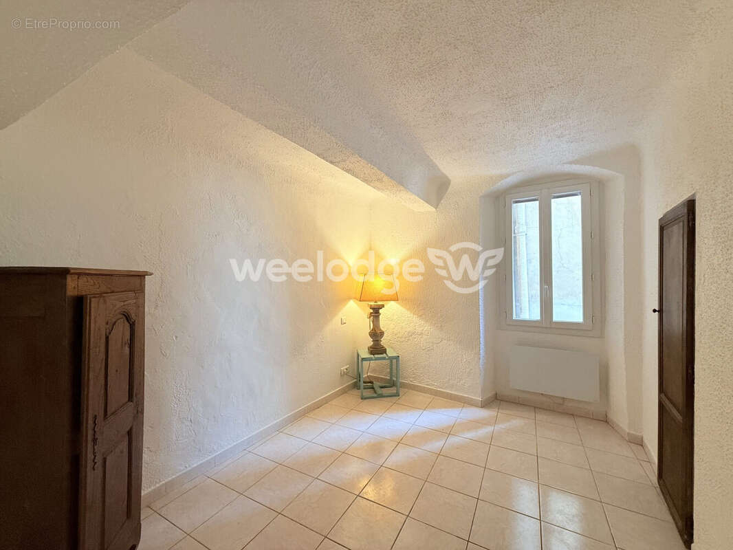 Appartement à FAYENCE