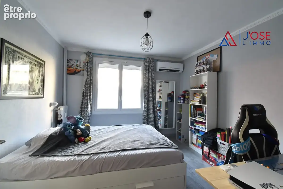 Appartement 83 m² à Marseille-5e  - photo 7