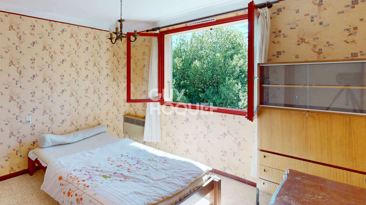 Maison à BAGNOLS-SUR-CEZE