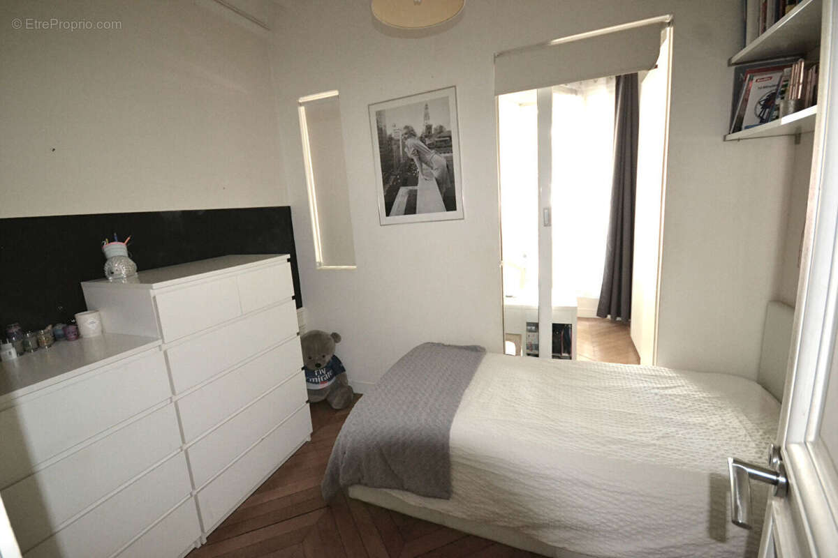 Appartement à PARIS-9E