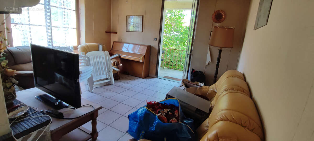 Appartement à SIX-FOURS-LES-PLAGES