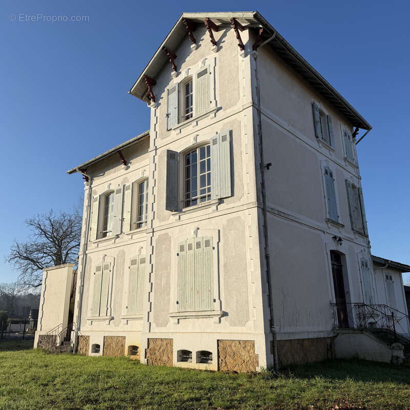 Appartement à SAINT-PIERRE-DU-MONT