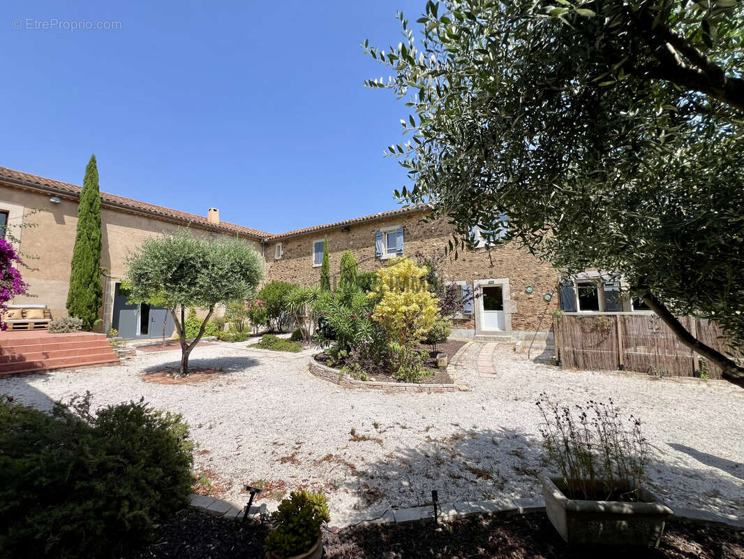 Maison à BOUTENAC