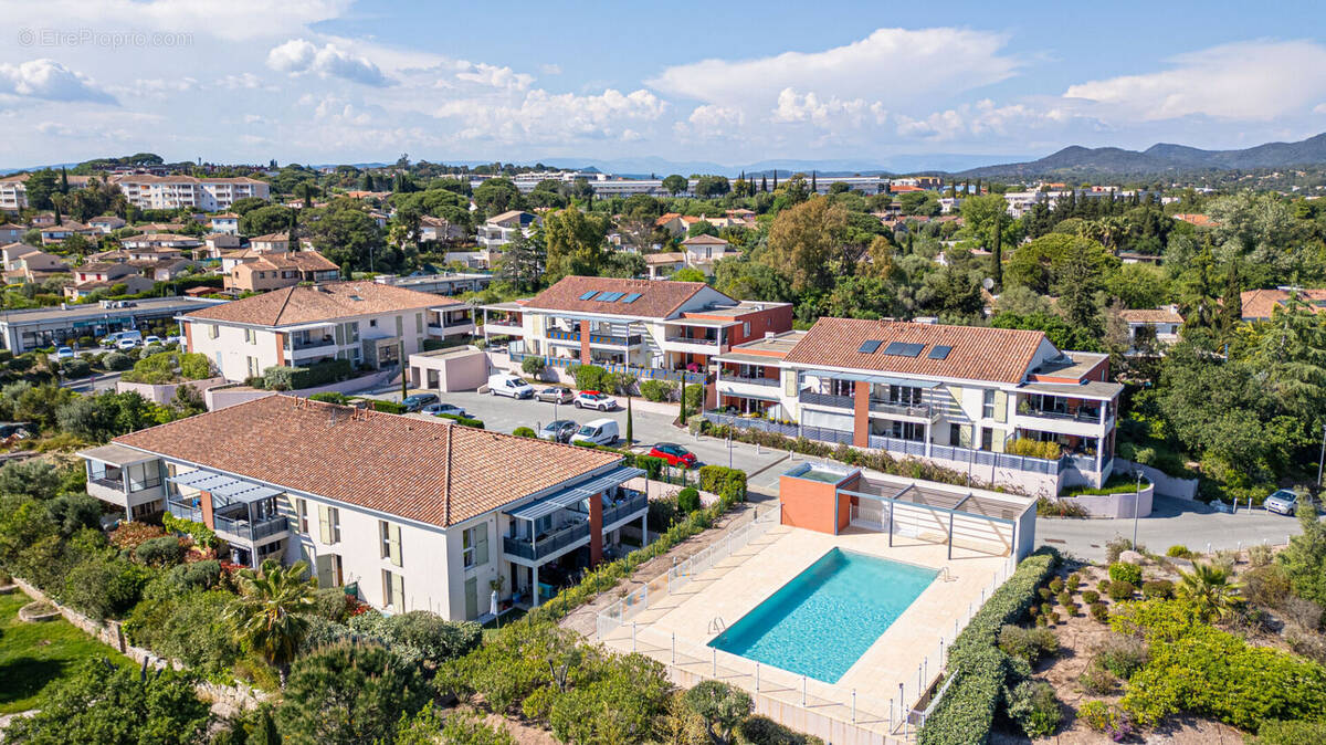 Appartement à FREJUS