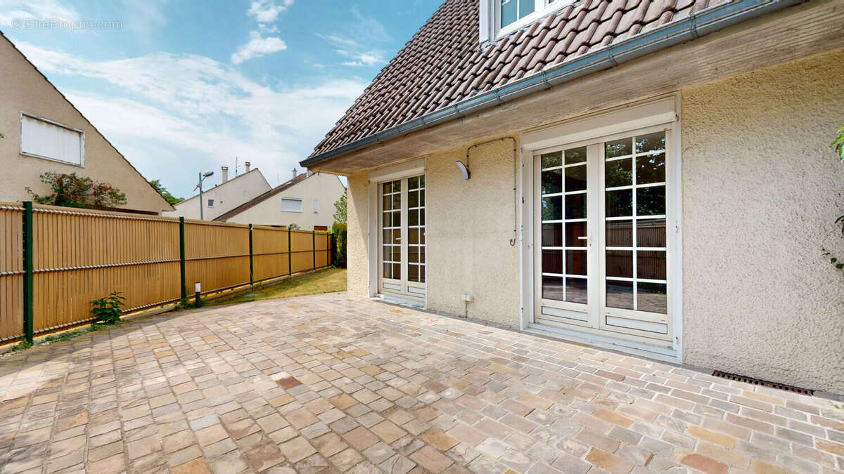 Maison à BREUILLET