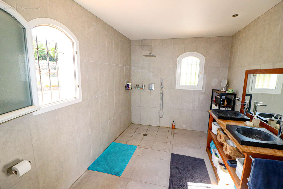 Maison à DRAGUIGNAN