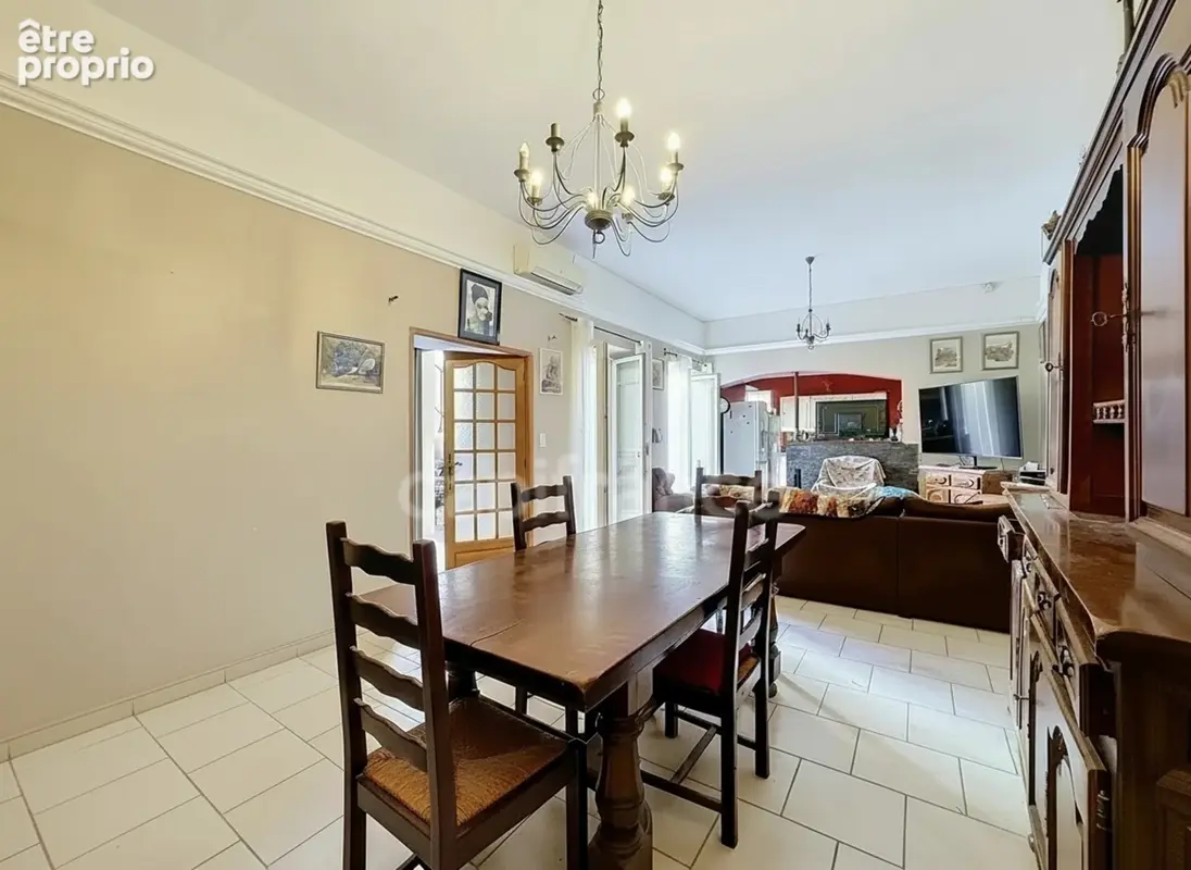 Appartement 87 m² avec terrasse et cave – Beaucaire, secteur Les Fontêtes - photo 2