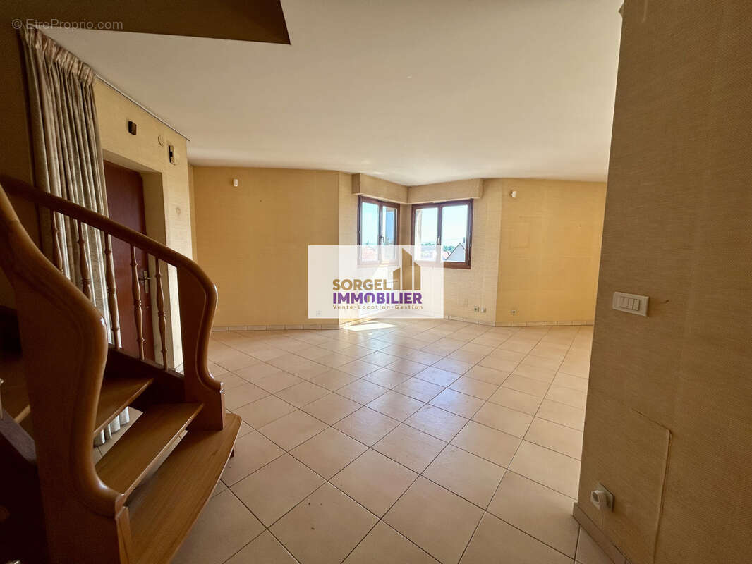 Maison 4 pièces, vue panoramique, double garage et terrain constructible - Strasbourg - Alsace - photo 10