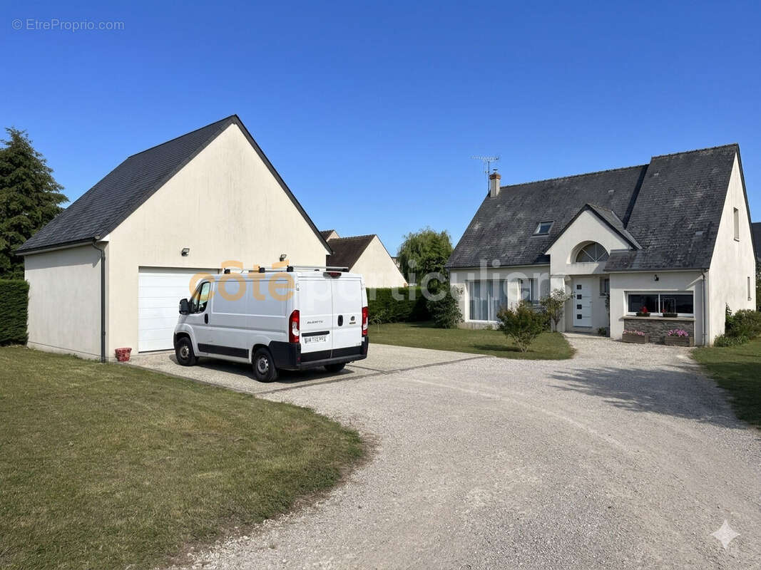 Maison à SAINT-DENIS-EN-VAL