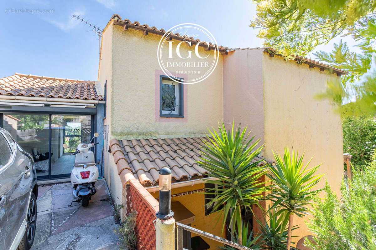 Maison à SAUSSET-LES-PINS