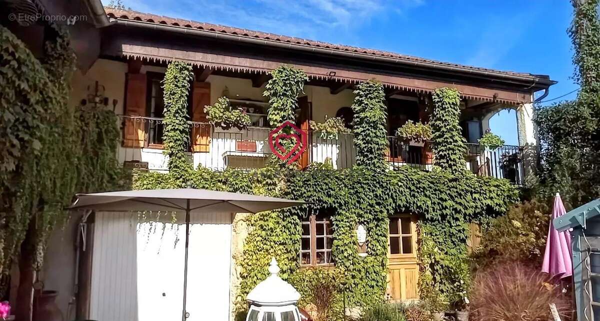 Maison à BASSOUES