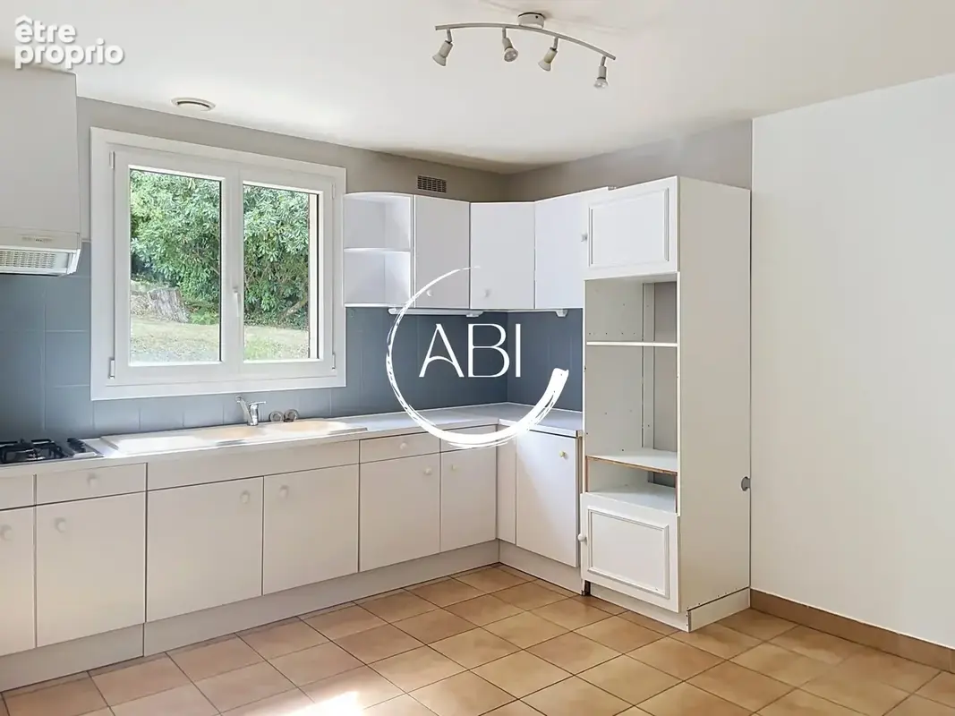 Maison 95 m² à Bagnoles-De-L'orne  - photo 6