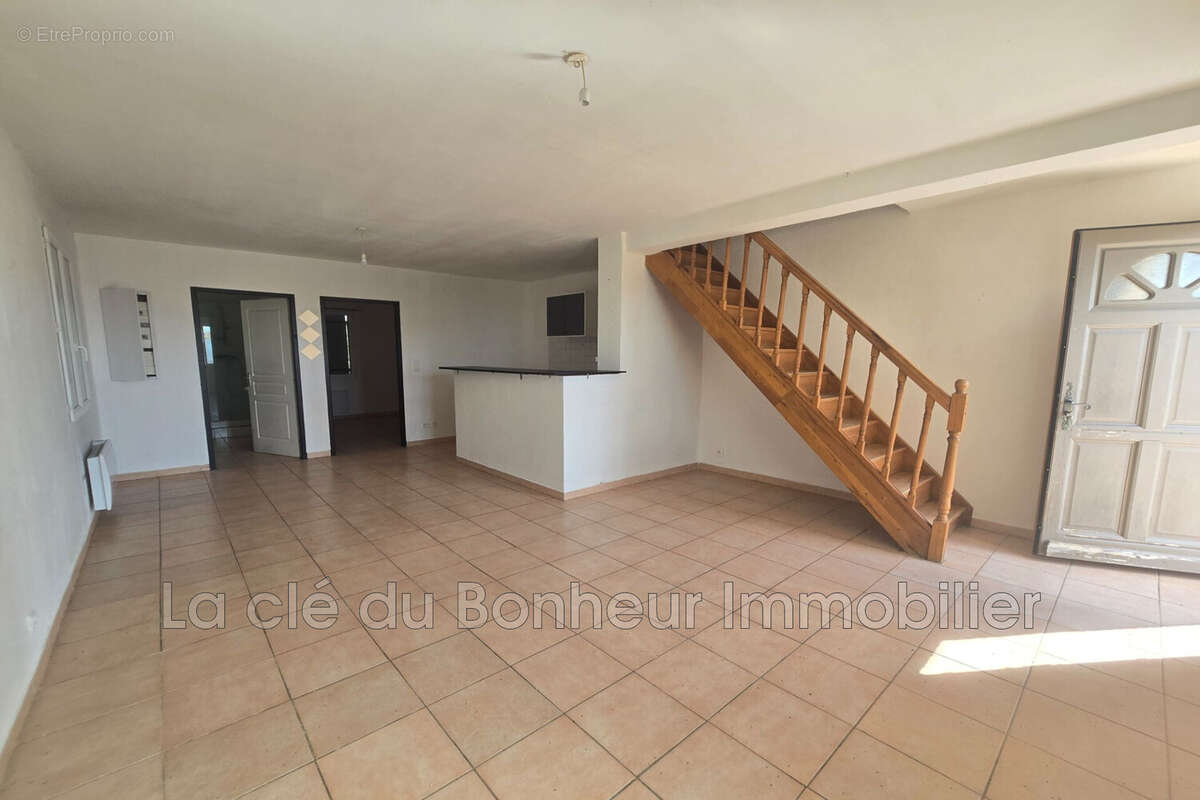 Maison à PUIMOISSON