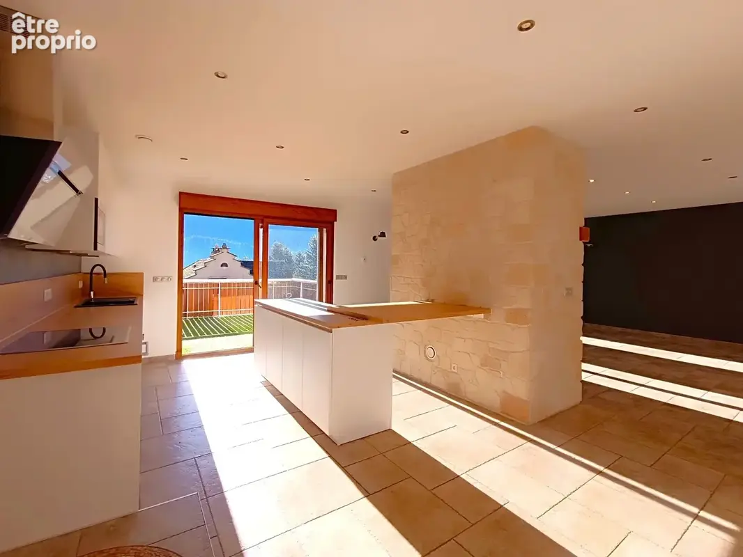 Lans en vercors.Très beau T4 de plus de 122m2 (135m2 sol) ,avec VUE MAGNIFIQUE ! Plus terrasse et double garage . - photo 8