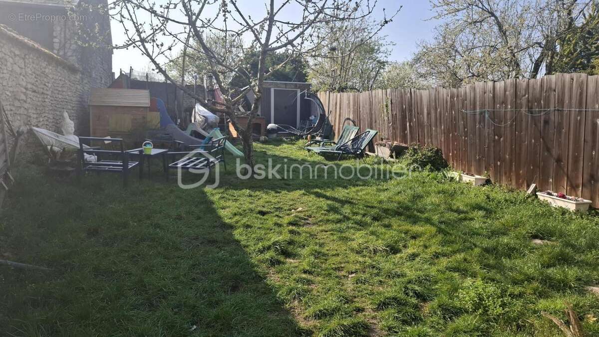 Maison à ANGERVILLE