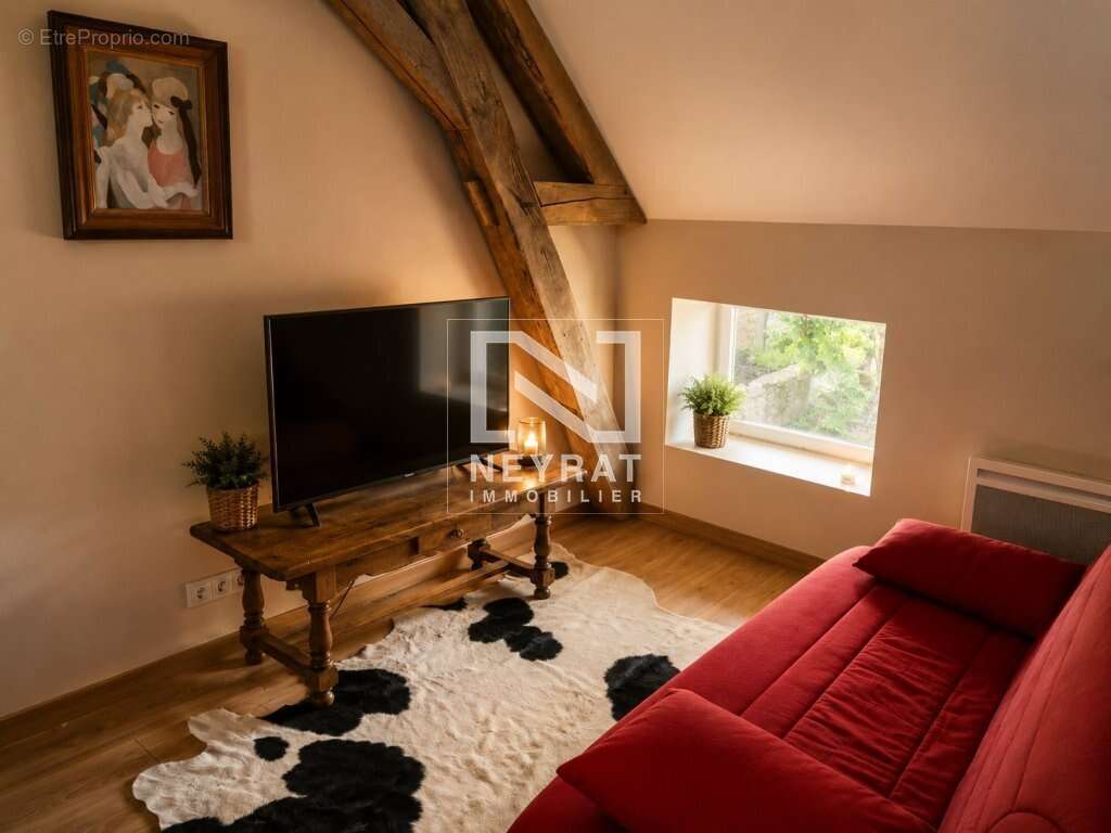 Maison à SAINT-BONNET-DE-VIEILLE-VIGNE