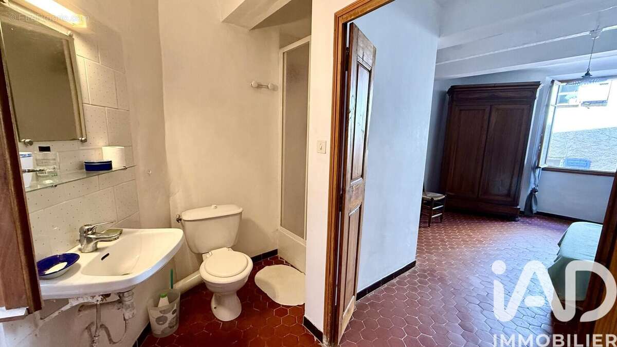 Photo 8 - Maison à ROQUEBRUNE-SUR-ARGENS