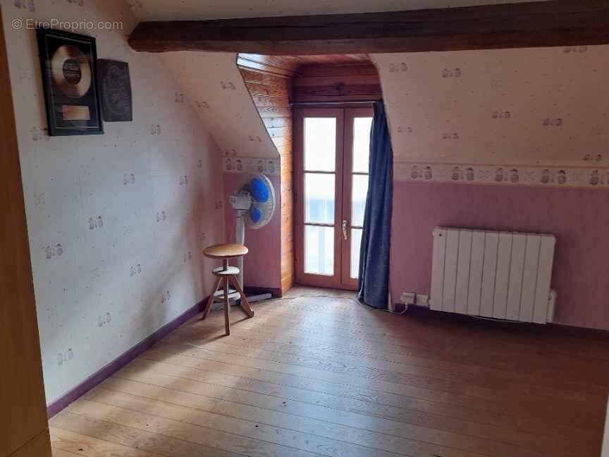 Maison à NEUVY-SAINT-SEPULCHRE