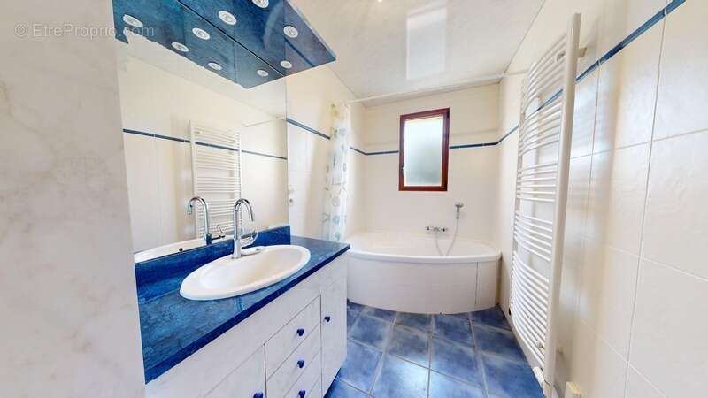 Maison 4 chambres + dépendances et grand terrain - photo 18