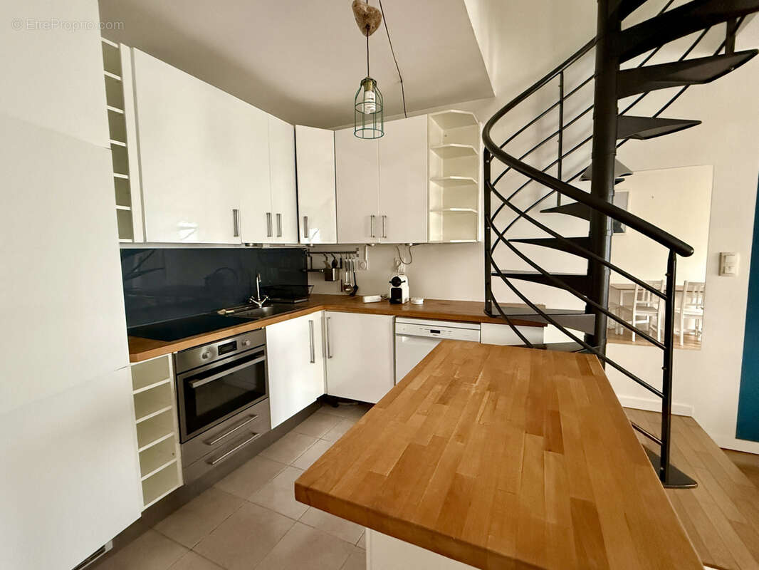 Appartement à ISSY-LES-MOULINEAUX