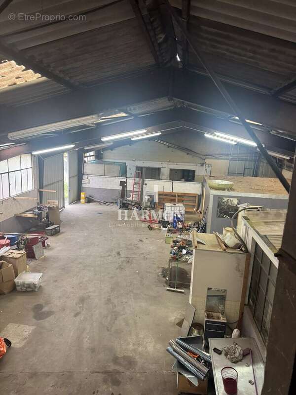 Harmon a vendre : Atelier   Oloron-Sainte-Marie - photo 2