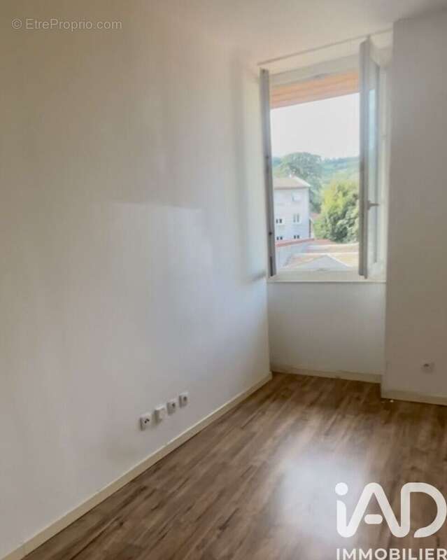 Appartement 61 m² à Saint-Marcellin  - photo 5