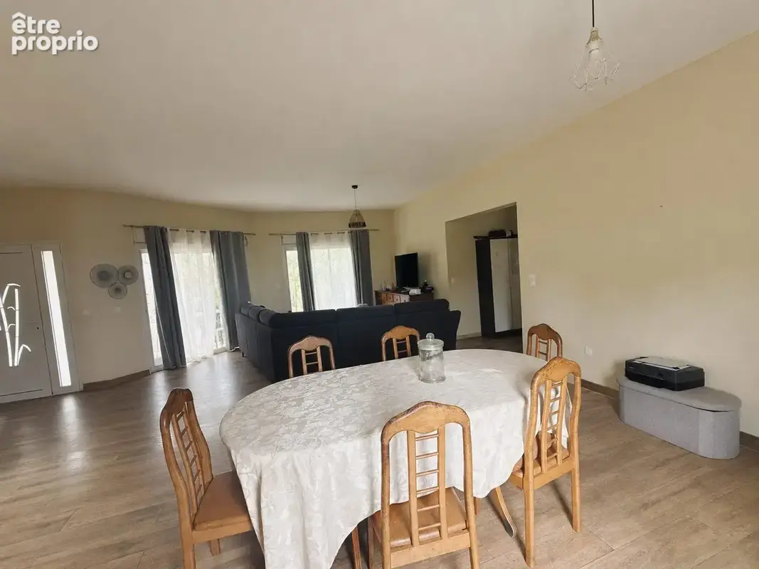 Maison 131 m² à Saint-Joseph  - photo 6