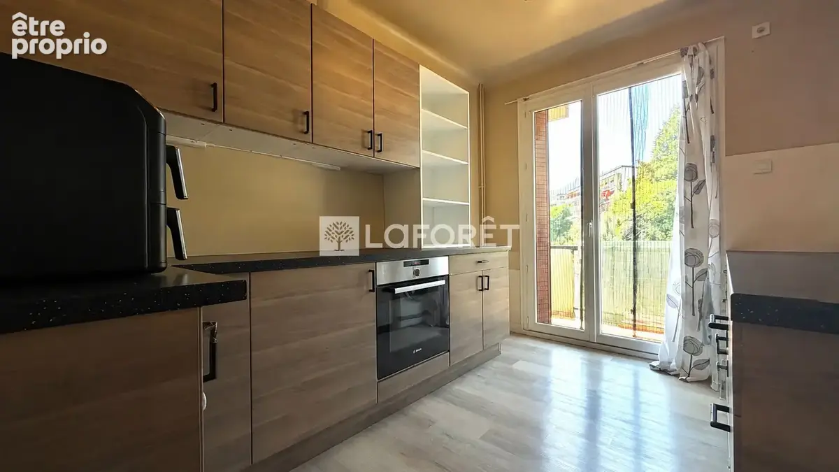 Appartement 65 M² -2 CHAMBRES  à vendre en centre-ville d'Albertville - photo 12