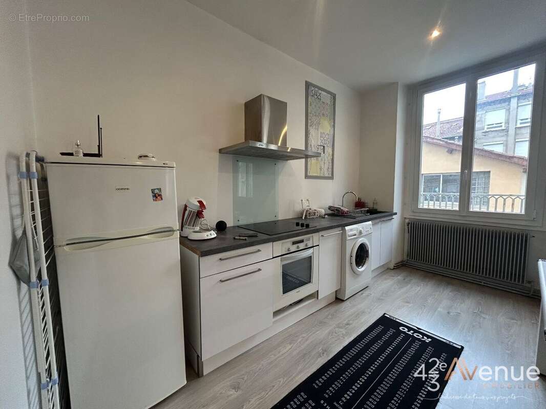 Appartement à SAINT-ETIENNE