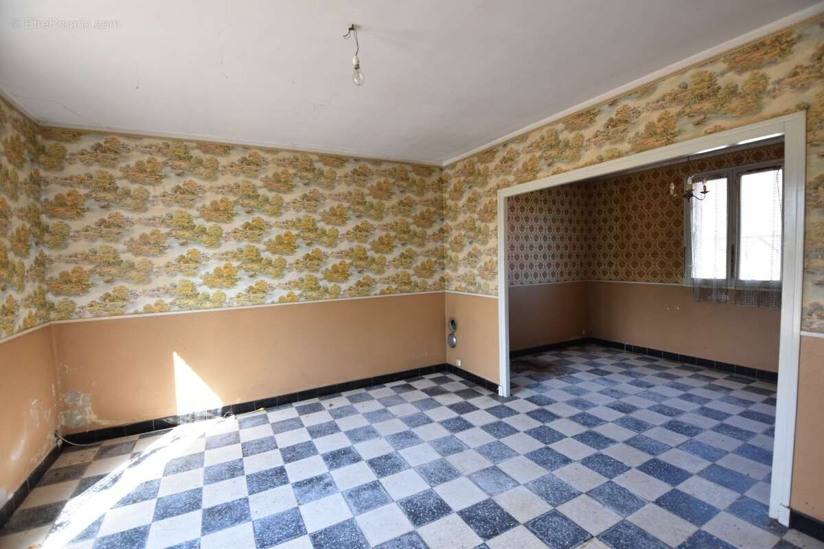 Maison à vendre 5 pièces DIGOIN (71) - photo 4