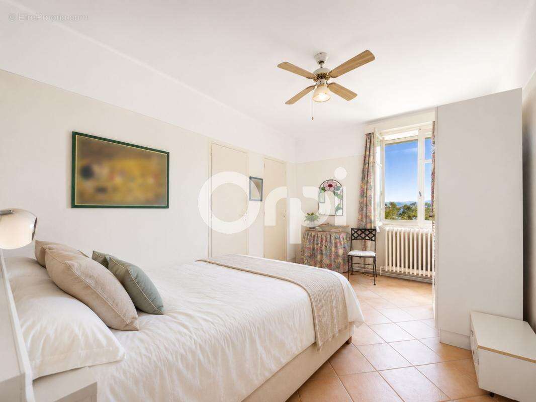 Vue mer à couper le souffle - tout à pieds - potentiel - garage - dépendance - photo 12