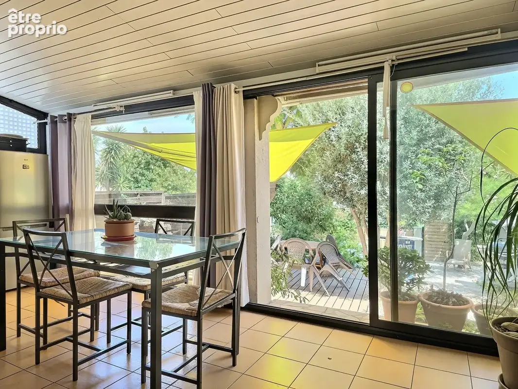Maison proche Almanarre avec Jardin et Garage - photo 3