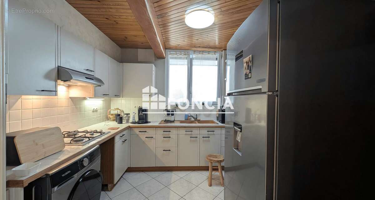 Appartement à CHILLY-MAZARIN