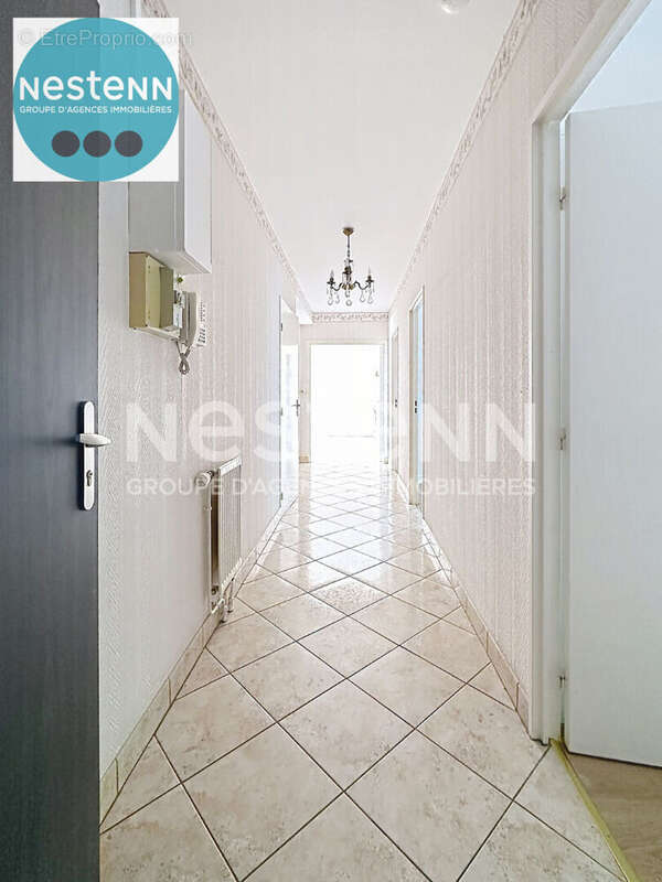 Au coeur de Blois Bel appartement avec terrasse Vue LOIRE, séjour spacieux, 3 chambres, cuisine équipée, garage et place de park - photo 7