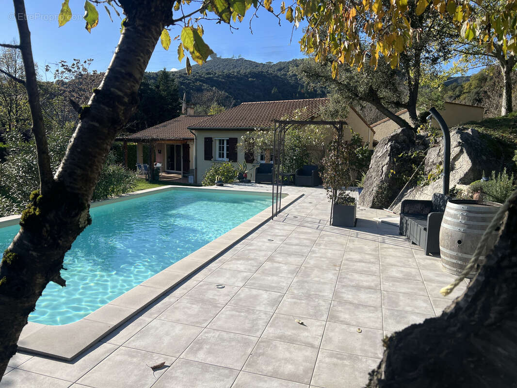 Maison à SAINT-PERAY