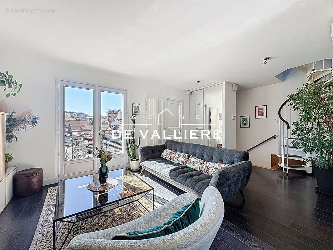 Appartement à NANTERRE