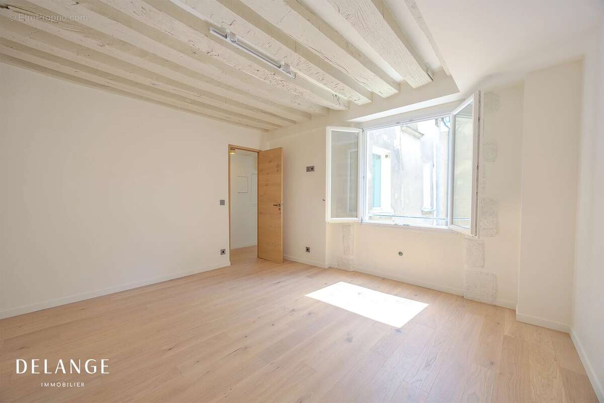 Appartement à PARIS-5E