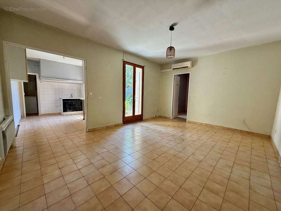 Maison à NIMES