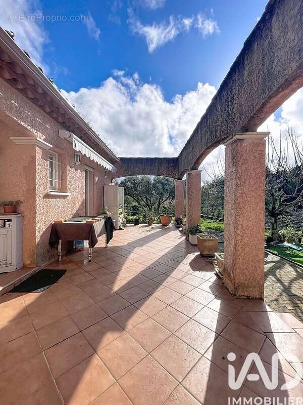 Photo 2 - Maison à GIGNAC