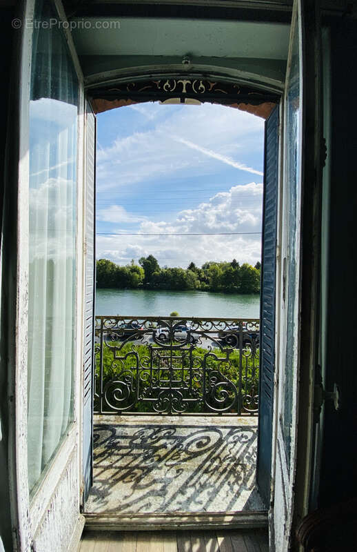 Maison à MONTEREAU-FAULT-YONNE