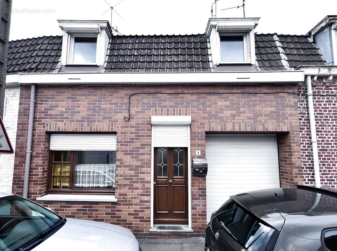 Maison à SAINT-JANS-CAPPEL