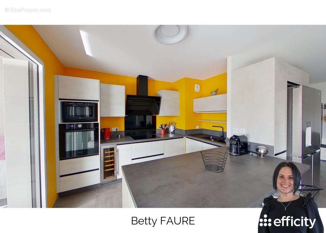 Appartement à SAINT-MARCELLIN-EN-FOREZ