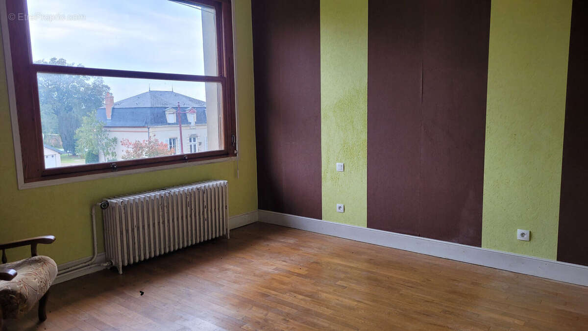 Maison à VILLEFRANCHE-D&#039;ALLIER