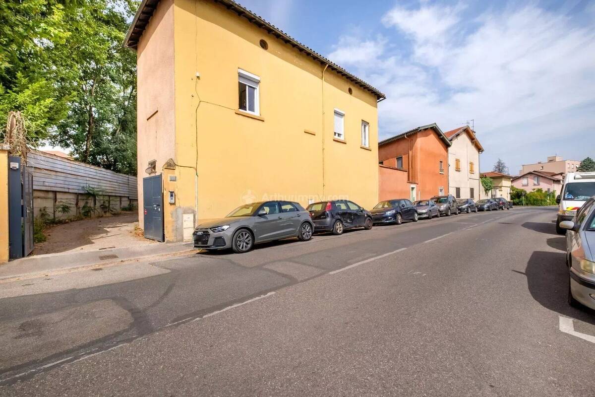Maison à VILLEURBANNE