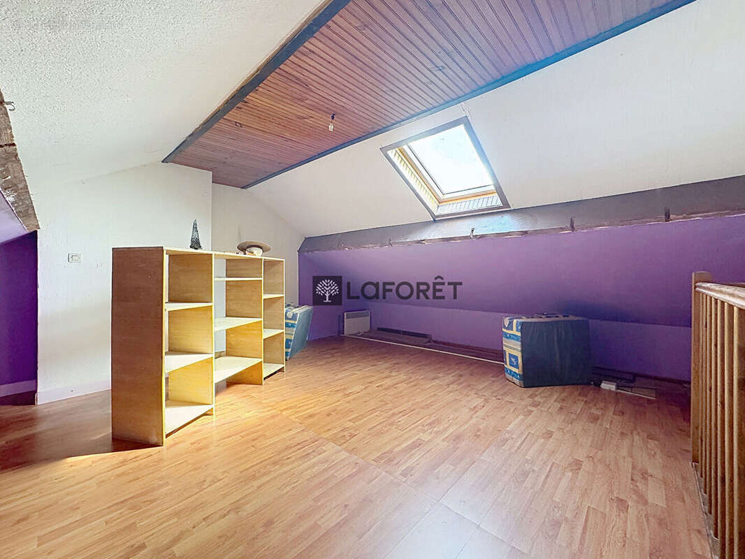 Maison à SAINT-ETIENNE-DU-ROUVRAY