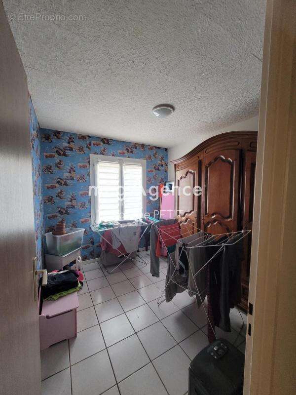 Maison à LE COUDRAY-SAINT-GERMER