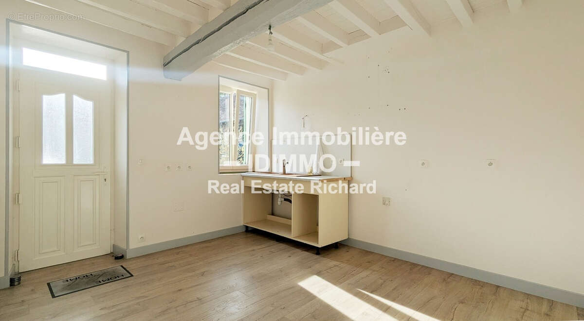 Maison à BEAUMONT-DU-GATINAIS