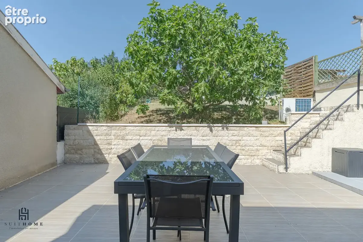 Pavillon familial 6 pièces de 110 m² avec piscine chauffée - photo 3