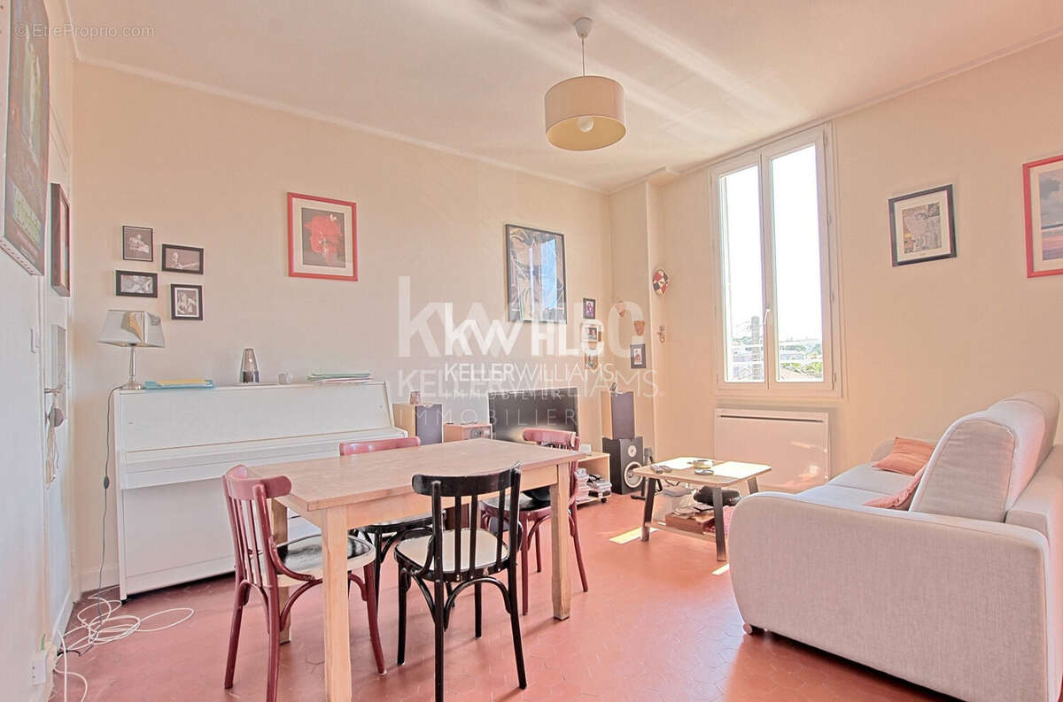 Appartement à LE CANNET